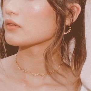 Bestdressed x en route jewelry leaf choker